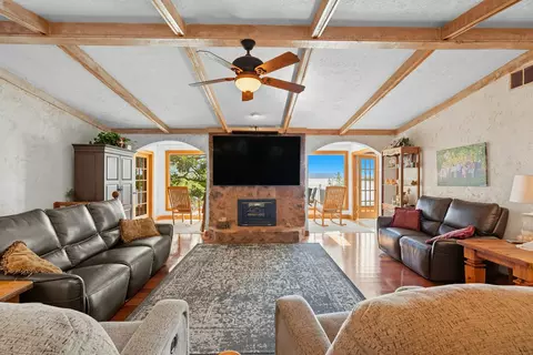 956 Table Rock Cir, Branson, MO 65616 photo 29
