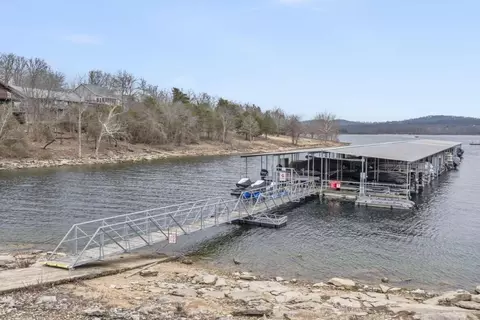 956 Table Rock Cir, Branson, MO 65616 photo 82
