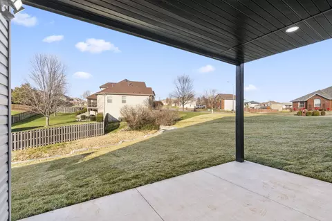 611 W Bridgewood Ct, Springfield, MO 65803 photo 34