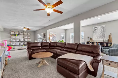 1652 N Eagle Valley Ln, Nixa, MO 65714 photo 18