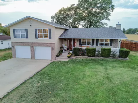 703 Guthery St, Ava, MO 65608 photo 1