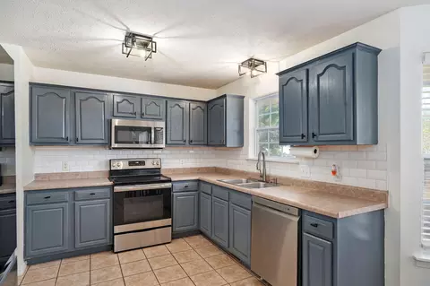 987 S Hedge Dr, Nixa, MO 65714 photo 5