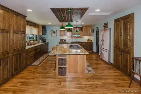Kitchen - Hc 73 Box 720, Drury, MO 65638 photo 3 of 11