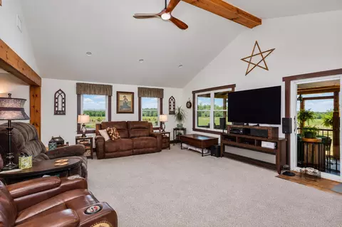 Living - Hc 73 Box 720, Drury, MO 65638 photo 1 of 3