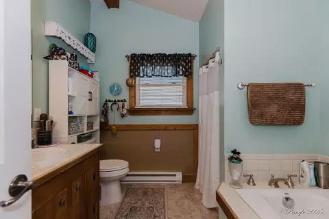 Bath - Hc 73 Box 720, Drury, MO 65638 photo 1 of 5