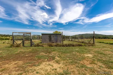 Exterior - Hc 73 Box 720, Drury, MO 65638 photo 5 of 9