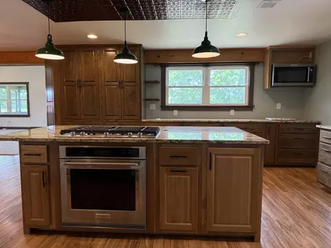 Kitchen - Hc 73 Box 720, Drury, MO 65638 photo 8 of 11