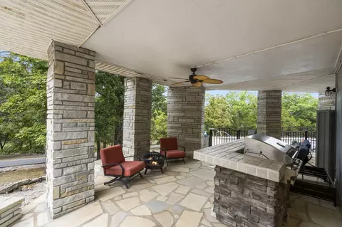 Exterior - 144 Patterson Ave, Branson, MO 65616 photo 5 of 13