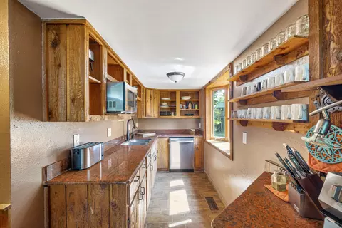 Kitchen - 719 Easy St, Noel, MO 64854 photo 1 of 1