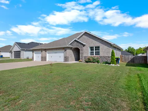 5033 W Skyler Dr, Springfield, MO 65802 photo 2