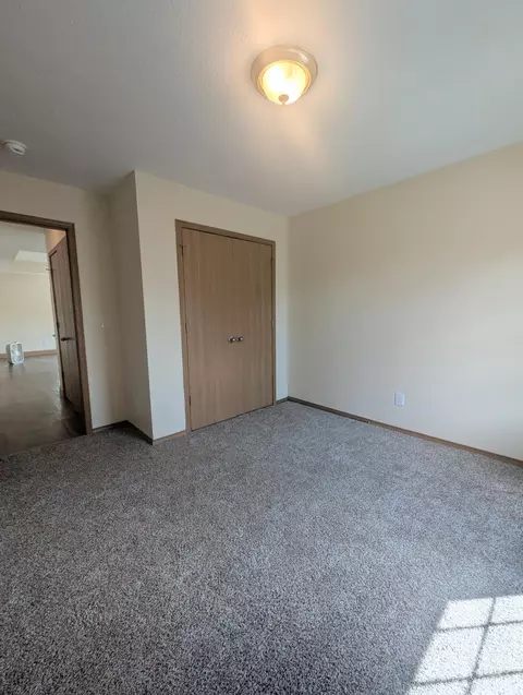 2729 W Delmar St, Springfield, MO 65802 photo 9