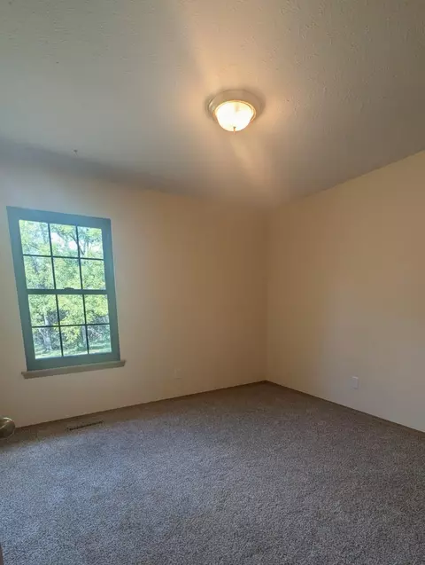 2729 W Delmar St, Springfield, MO 65802 photo 17