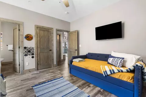 Bedroom - 125 Indian Summer Ln, Branson, MO 65616 photo 8 of 10