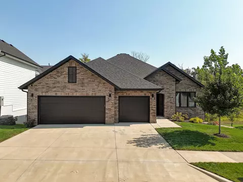 264 S Hickory Hills Blvd, Springfield, MO 65802 photo 2