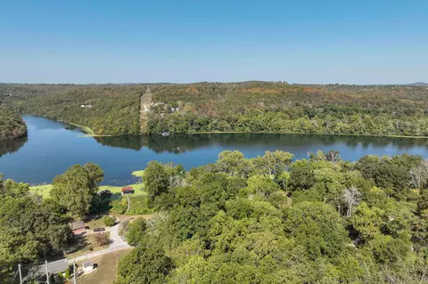 189 Harvard Dr, Forsyth, MO 65653