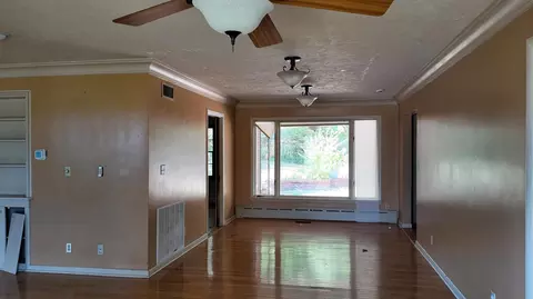 203 N 4th St, Branson, MO 65616 photo 3
