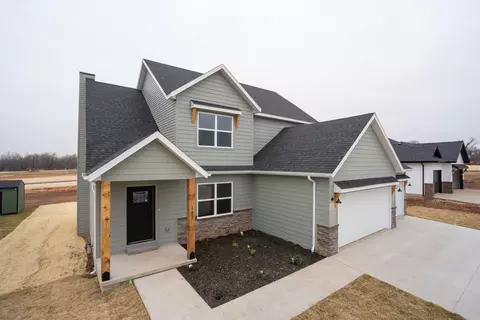 1388 N Carter Way, Republic, MO 65738