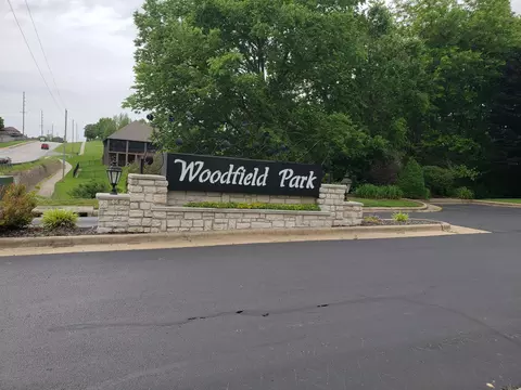 5396 S Woodfield Ave, Springfield, MO 65810