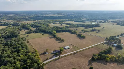 76 State Road Pp, Tunas, MO 65764