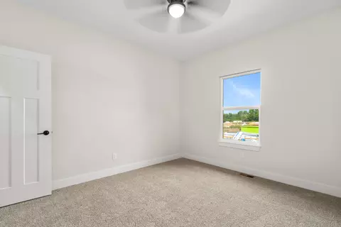 Bedroom - 196 E Clayton Ln, Republic, MO 65738 photo 5 of 6
