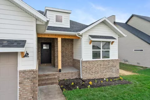Exterior - 184 E Clayton Ln, Republic, MO 65738 photo 3 of 3