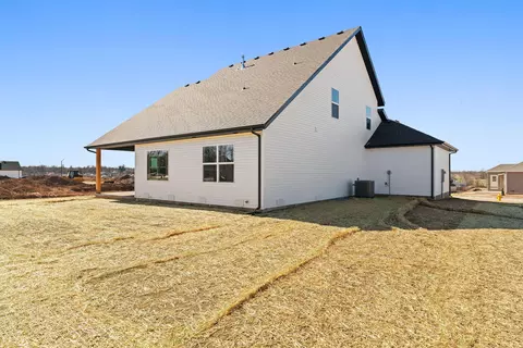 Exterior - 170 E Clayton Ln, Republic, MO 65738 photo 6 of 7