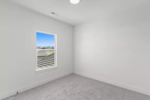 Bedroom - 174 E Kelce Ln, Republic, MO 65738 photo 5 of 5