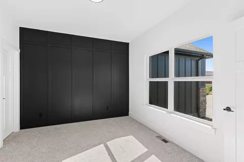 Bedroom - 174 E Kelce Ln, Republic, MO 65738 photo 1 of 5
