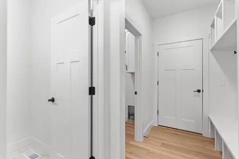 Entry Way - 174 E Kelce Ln, Republic, MO 65738 photo 3 of 7