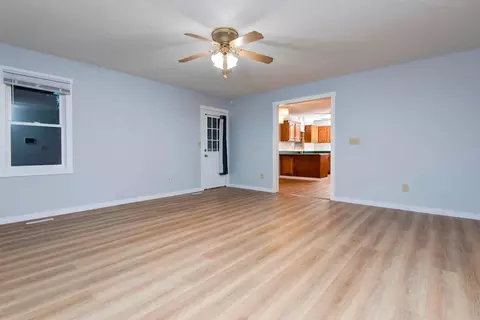 302 W Hunter Dr, Nixa, MO 65714 photo 4