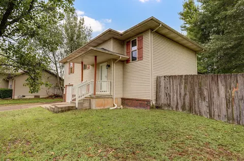 2204 S 15th St, Ozark, MO 65721 photo 3