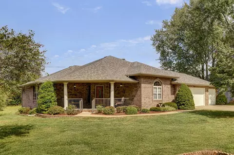303 E Hughes Rd, Willard, MO 65781