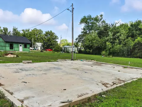 426432 E South St, Mountain Grove, MO 65711