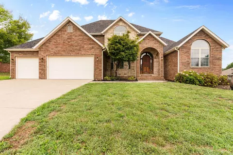 2713 W Trevor Trl, Ozark, MO 65721 photo 2
