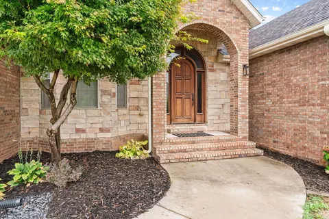 2713 W Trevor Trl, Ozark, MO 65721 photo 4