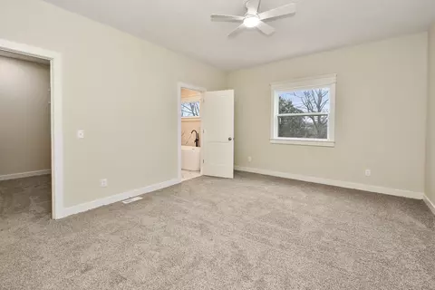 565 N White Oak St, Marshfield, MO 65706 photo 11