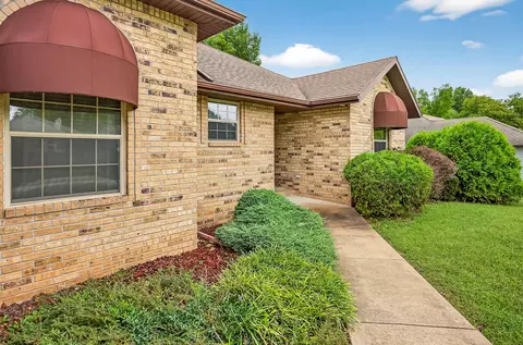812 Pershing St, Willard, MO 65781 photo 7