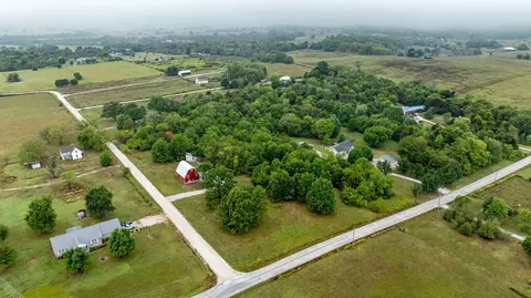 921 E 477th Rd, Bolivar, MO 65613 photo 3