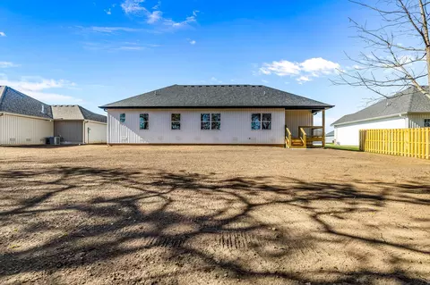 Exterior - 1418 N Collins Dr, Republic, MO 65738 photo 15 of 15