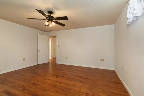 Bedroom - 8 Dallion Ford Ln, Buffalo, MO 65622 photo 5 of 6