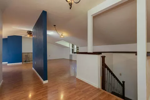 Entry Way - 8 Dallion Ford Ln, Buffalo, MO 65622 photo 2 of 2