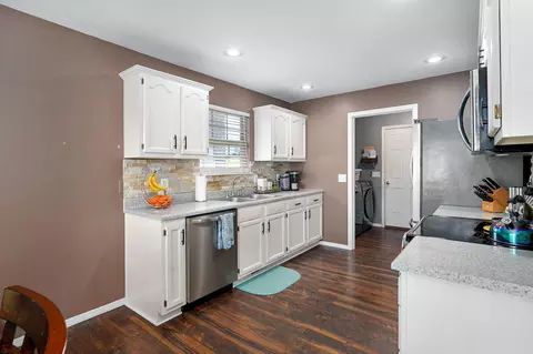 4426 N Shirley Ave, Springfield, MO 65803 photo 10