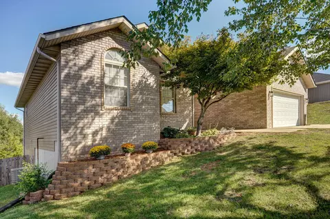 4426 N Shirley Ave, Springfield, MO 65803 photo 3