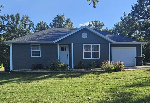 1548 E 380th Rd, Bolivar, MO 65613