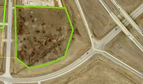 000 S Wommack Ave, Bolivar, MO 65613
