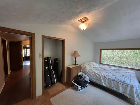 Bedroom - 112 Corbin Vly, Tecumseh, MO 65760 photo 3 of 6