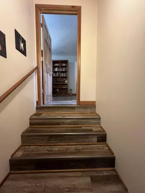 Entry Way - 112 Corbin Vly, Tecumseh, MO 65760 photo 4 of 5