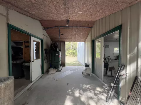 Entry Way - 112 Corbin Vly, Tecumseh, MO 65760 photo 5 of 5