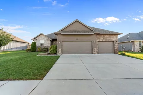 4642 Palma Ct, Ozark, MO 65721 photo 2