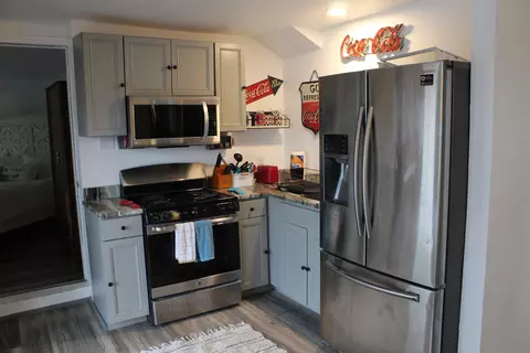 Kitchen - 847 Airport Rd, Branson, MO 65616 photo 2 of 2